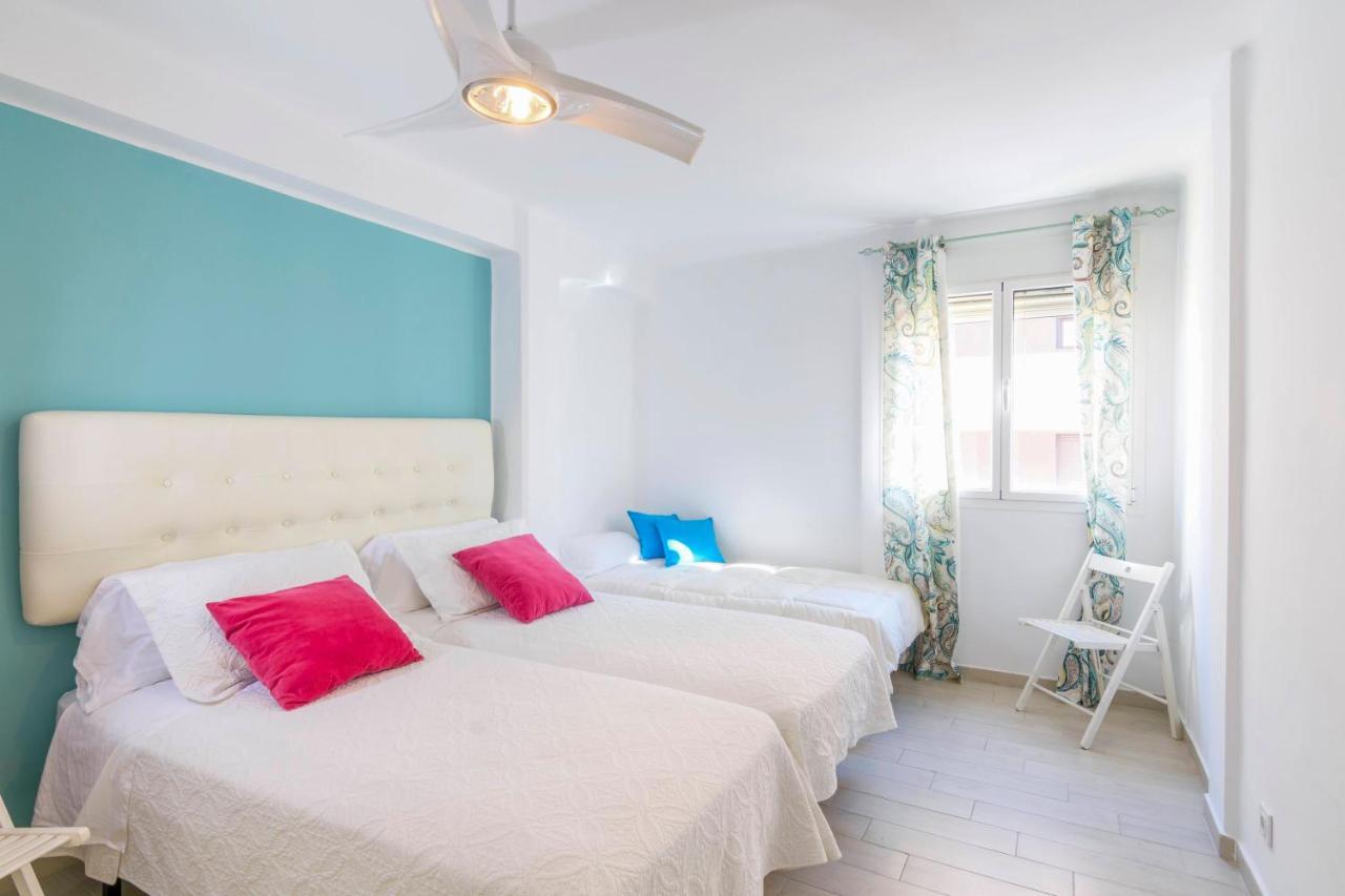 Apartamento Vialia Малага Екстериор снимка